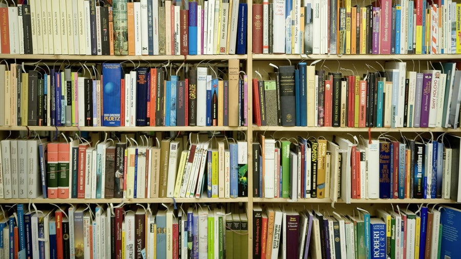 Google Analytics, Responsive Webdesign mit WordPress und mehr: 8 neue Bücher, die in keinem Bücherregal fehlen sollten Google Analytics, Responsive Webdesign mit WordPress und mehr: 8 neue Bücher, die in keinem Bücherregal fehlen sollten