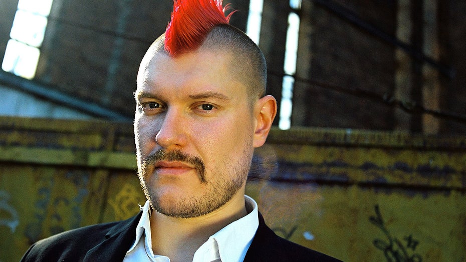 Sascha Lobo im Interview: „Ich habe Geld sehr lange unterschätzt“ Sascha Lobo im Interview: „Ich habe Geld sehr lange unterschätzt“