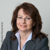 Beraterin Roswitha A. van der Markt rät Teams zu einer zentralen Knowledge-Datenbank oder Wikis. Beraterin Roswitha A. van der Markt rät Teams zu einer zentralen Knowledge-Datenbank oder Wikis.