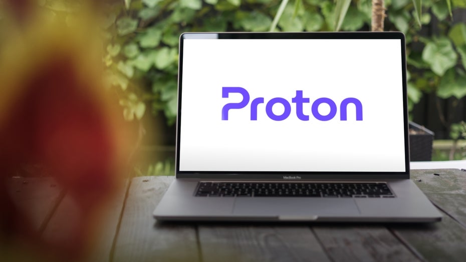 Proton Scribe ausprobiert: Dieser KI-Schreibassistent soll deine Daten schützen – und offline funktionieren Proton Scribe ausprobiert: Dieser KI-Schreibassistent soll deine Daten schützen – und offline funktionieren