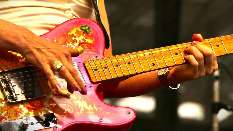 Kultgitarre zum Schnäppchenpreis? Wie täuschend echt wirkende Fake-Shops immer mehr Menschen ködern