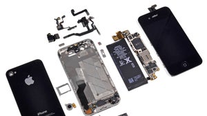 iPhone 4S in Einzelteile zerlegt