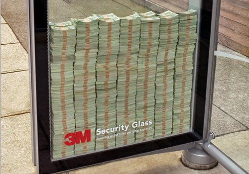 Mist, wie komme ich nur an den Zaster ran… (Quelle)