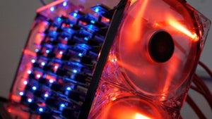 Raspberry Pi extrem: Student baut Cluster aus 32 übertakteten „Raspis” Raspberry Pi extrem: Student baut Cluster aus 32 übertakteten „Raspis”