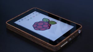 PiPad: Schickes Raspberry-Pi-Tablet Marke Eigenbau PiPad: Schickes Raspberry-Pi-Tablet Marke Eigenbau