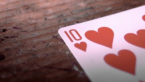 Die 10 beliebtesten Artikel der Woche: Schnapps, Liebe und ein lautes „Fuck the maybes!” Die 10 beliebtesten Artikel der Woche: Schnapps, Liebe und ein lautes „Fuck the maybes!”