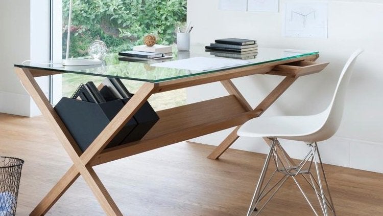 Der Covet bringt eine praktische Aufbewahrungsmöglichkeit mit. (Foto: Case Furniture)