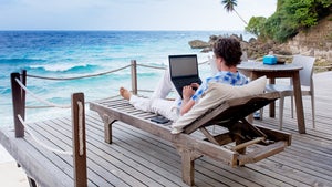 Herausforderungen von Remote Work (und wie sie zu meistern sind) Herausforderungen von Remote Work (und wie sie zu meistern sind)