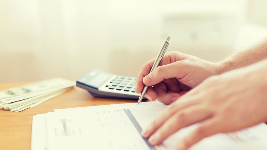 Die perfekte Rechnung schreiben: Dein Ratgeber zur rechtssicheren Fakturierung