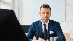 Lücken im Lebenslauf: So solltest du damit umgehen – aus Sicht eines Profis Lücken im Lebenslauf: So solltest du damit umgehen – aus Sicht eines Profis