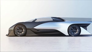 Faraday Future: Auslieferung der ersten E-Autos des Tesla-Konkurrenten verzögert sich Faraday Future: Auslieferung der ersten E-Autos des Tesla-Konkurrenten verzögert sich