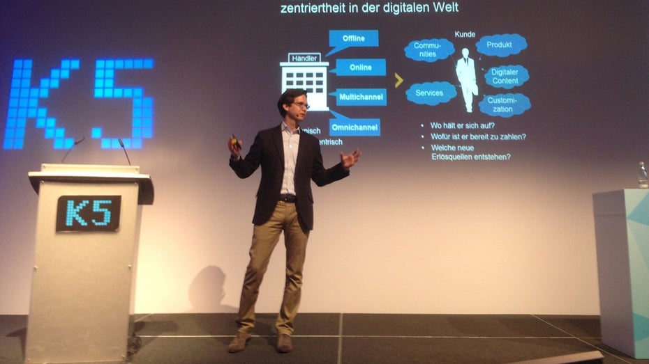 Händler müssen zukünftig lernen, mehr als nur Händler zu sein. Nicht nur Produkte bringen Erlöse.  [K5 Berlin]
