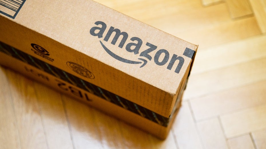 Amazon-Paket. (Foto: Hadrian / Shutterstock.com) Amazon Business: Auch im B2B-Bereich ganz vorne dabei