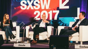 Daimler-Chef Dieter Zetsche: Tesla hat das Elektroauto vom „Müsli-Image” befreit Daimler-Chef Dieter Zetsche: Tesla hat das Elektroauto vom „Müsli-Image” befreit