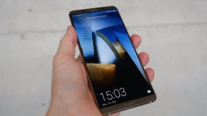 Huawei Mate 10 Pro im Test: Stille KI, glänzende Leica-Dual-Kamera Huawei Mate 10 Pro im Test: Stille KI, glänzende Leica-Dual-Kamera