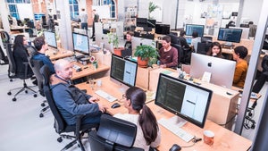 Hinter den Kulissen bei VW: Wie gut funktioniert Pair-Programming? Hinter den Kulissen bei VW: Wie gut funktioniert Pair-Programming?