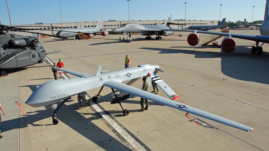 Auf die Hälfte reduziert: US-Regierung baut Amt für Sicherheit von Waffen und KI-Systemen massiv ab