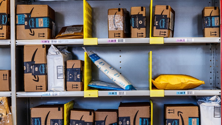 Kameras, Scanner und mehr: Amazon soll Mitarbeiter in großem Maßstab überwachen Kameras, Scanner und mehr: Amazon soll Mitarbeiter in großem Maßstab überwachen