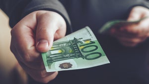 Gehälter im IT-Bereich: Banken zahlen am besten