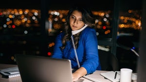 Keine Überstunden verschwenden: Wie du deine Arbeitszeiten richtig erfasst