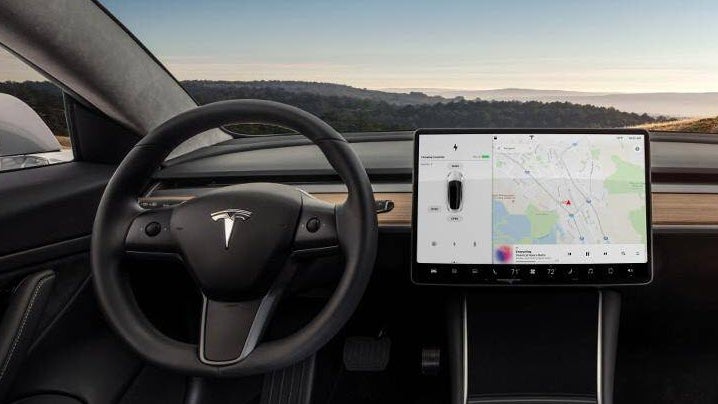 Full Self-Driving: Tesla fährt (fast) ganz alleine von San Francisco nach Los Angeles Full Self-Driving: Tesla fährt (fast) ganz alleine von San Francisco nach Los Angeles