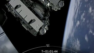 300 Satelliten: SpaceX schickt am Montag nächste Starlink-Rakete ins All