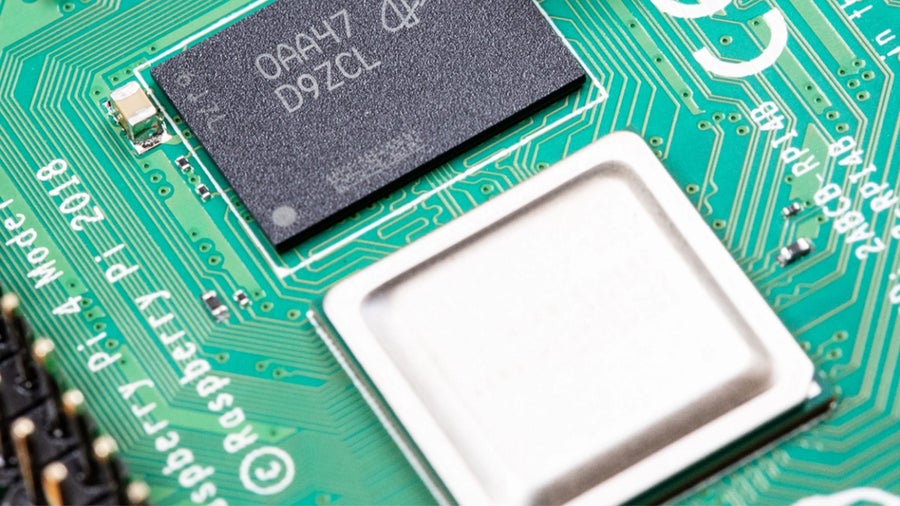 Raspberry Pi 4 gibt es jetzt auch mit 8 Gigabyte Arbeitsspeicher Raspberry Pi 4 gibt es jetzt auch mit 8 Gigabyte Arbeitsspeicher