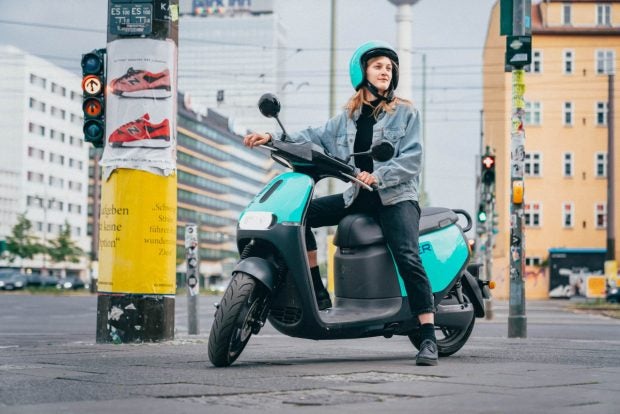 Tier startet E-Moped-Verleih in Berlin