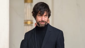 Keine Internetverbindung, kein Problem: Jack Dorseys Bitchat schlägt Whatsapp mit Bluetooth-Mesh Keine Internetverbindung, kein Problem: Jack Dorseys Bitchat schlägt Whatsapp mit Bluetooth-Mesh