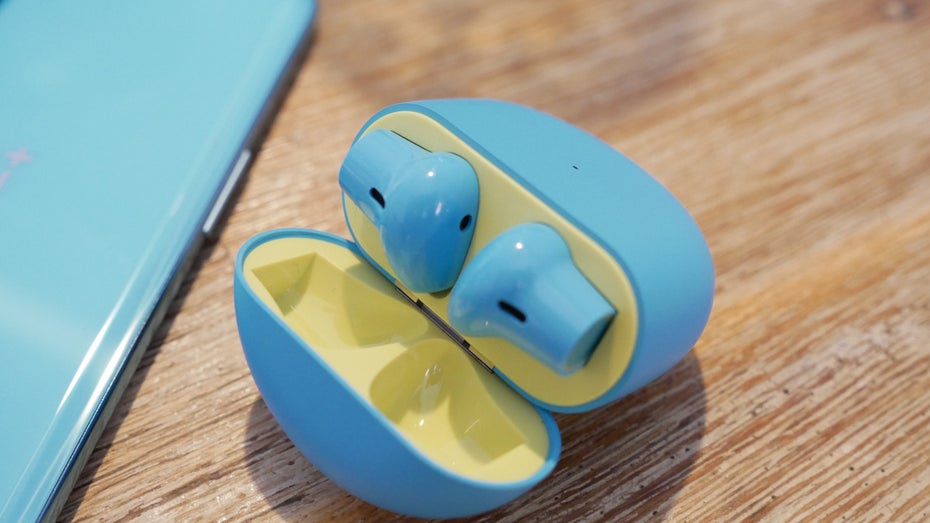 Oneplus Buds im Case. (Foto: t3n)
