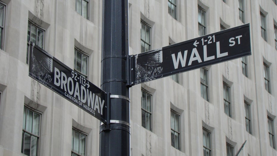 Enterprise-Software statt Öl: Salesforce ersetzt Exxon Mobil im Dow-Jones-Index Enterprise-Software statt Öl: Salesforce ersetzt Exxon Mobil im Dow-Jones-Index