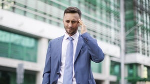 „Das Gespräch ist hiermit beendet”: Wie ein Bewerber in 5 Minuten alles ruinierte „Das Gespräch ist hiermit beendet”: Wie ein Bewerber in 5 Minuten alles ruinierte