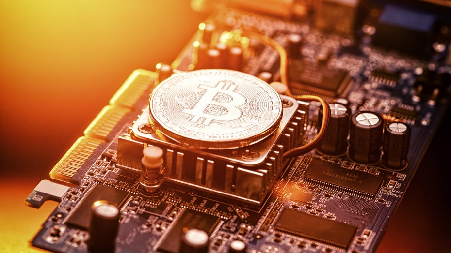 Krypto-Mining im Kinderzimmer: Wie 2 Geschwister über 30.000 Dollar im Monat verdienen Krypto-Mining im Kinderzimmer: Wie 2 Geschwister über 30.000 Dollar im Monat verdienen