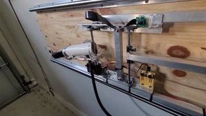 Mit Raspberry Pi: Bastler baut eigenen Laderoboter für seinen Tesla Mit Raspberry Pi: Bastler baut eigenen Laderoboter für seinen Tesla