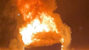 Tesla Model S Plaid fängt Feuer – Fahrer entkommt knapp