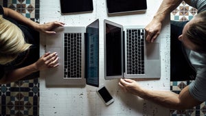 Arbeiten im Ausland: Das sind die besten Städte für deine Workation Arbeiten im Ausland: Das sind die besten Städte für deine Workation