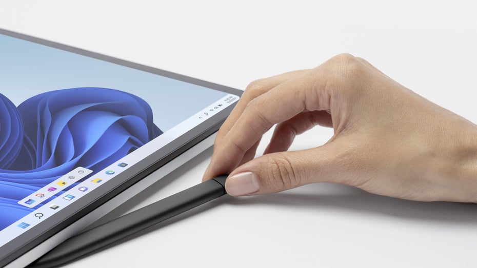 Surface Laptop Studio mit verstaubarem Stylus. (Bild: Microsoft)
