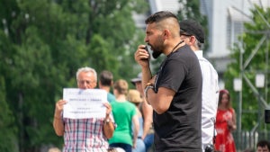 Sei kein Hildmann: So schützen sich Firmen vor gefährlichen Admins