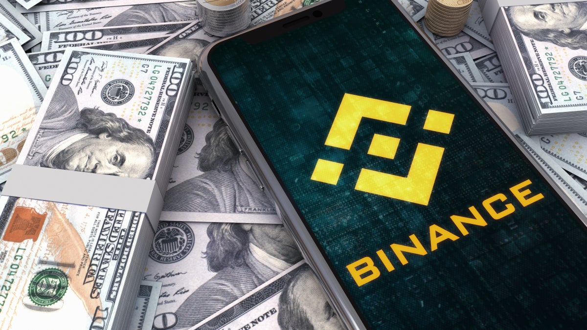 Binance setzt Banküberweisungen in Dollar aus: Viele Kryptoanleger fliehen