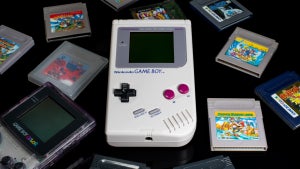 Bastler baut riesigen Gameboy – auf dem macOS läuft