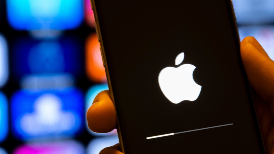 iOS 15.3 ist da: Wichtiges Update schließt kritische Sicherheitslücke iOS 15.3 ist da: Wichtiges Update schließt kritische Sicherheitslücke