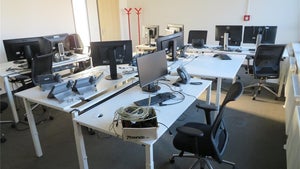 Schredder, Bürostühle und mehr: Hol dir ein Stück Wirecard-Büro ins Homeoffice Schredder, Bürostühle und mehr: Hol dir ein Stück Wirecard-Büro ins Homeoffice