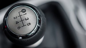 Wieso haben E-Autos eigentlich keine Gangschaltung?