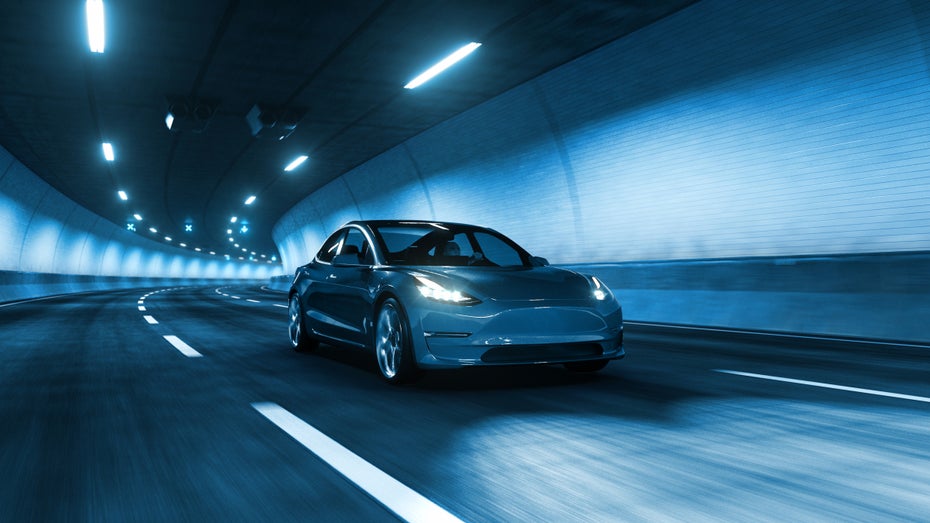 Fahren bald Autos in Tunneln unter unter Dubai? (Foto: temp-64GTX / Shutterstock) Elon Musk will ein Tunnelsystem unter Dubai bauen: Welches Problem er damit lösen will