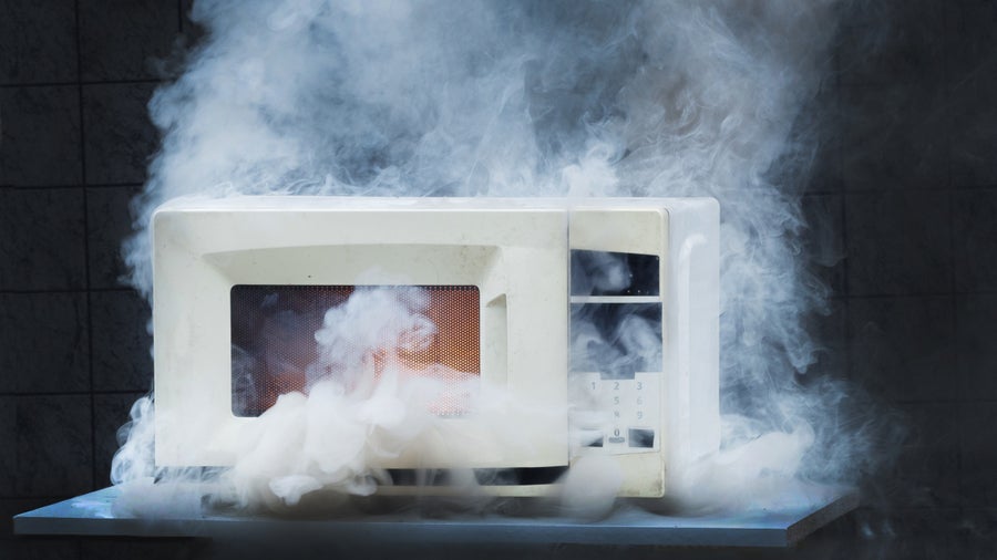 Gewaltfantasien: Youtuber zeigt, wieso Küchengeräte ohne KI laufen sollten Gewaltfantasien: Youtuber zeigt, wieso Küchengeräte ohne KI laufen sollten