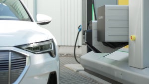 Automatisiert und mit Freizeitwert: So sehen die Ladestationen der Zukunft aus