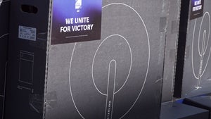 Russlands Raumfahrtchef droht Elon Musk wegen Satelliteninternet für Ukraine Russlands Raumfahrtchef droht Elon Musk wegen Satelliteninternet für Ukraine