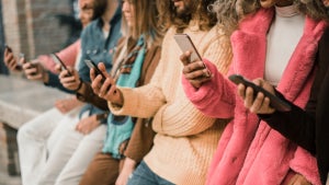 Europas Telekom-Konzerne wollen US-Tech-Giganten zur Kasse bitten Europas Telekom-Konzerne wollen US-Tech-Giganten zur Kasse bitten