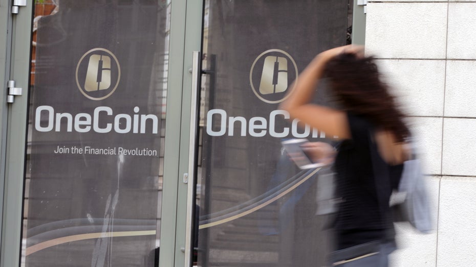 Das FBI fahndet nach der Onecoin-Betrügerin Ruja Ignatova. (Foto: Belish / Shutterstock) FBI setzt Onecoin-Betrügerin auf Liste der 10 meistgesuchten Flüchtigen