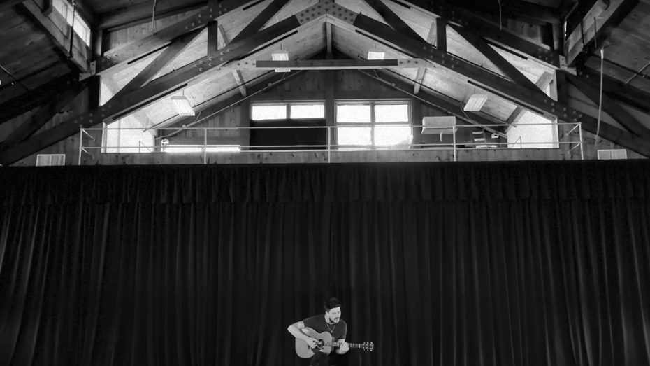 Shot on iPhone: So sieht Steven Spielbergs erstes Musikvideo aus Shot on iPhone: So sieht Steven Spielbergs erstes Musikvideo aus